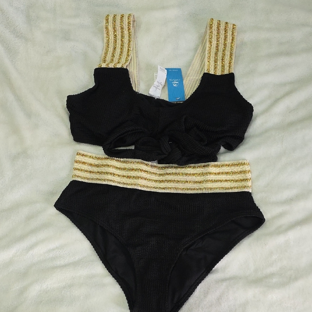 Cupshe Black and Gold Textured Bikini Sz Lrg